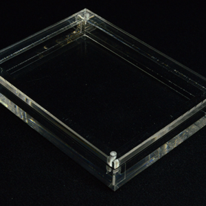 CARAT XMC V2 Metal Card Display